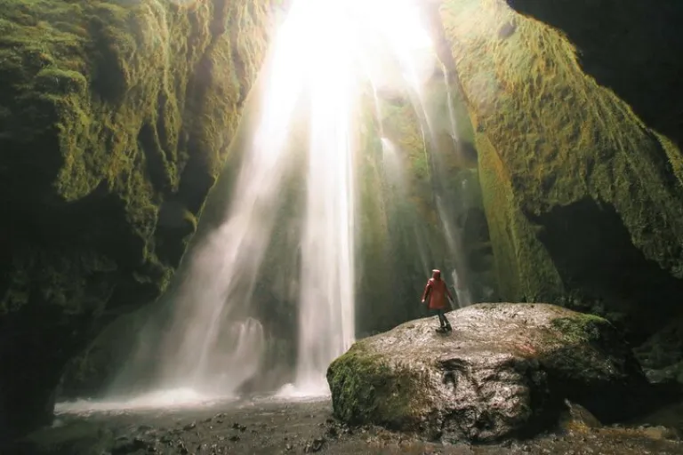 Glj&uacute;frab&uacute;i waterfall